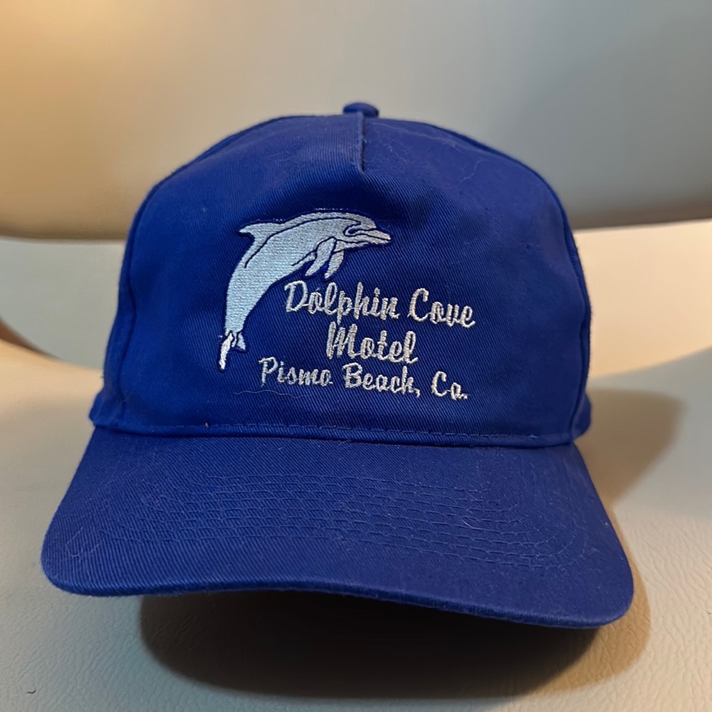 Vintage Dolphin Cove Motel Hat
